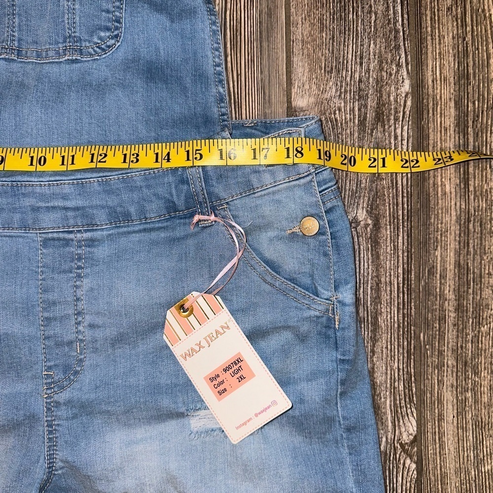 Wax Jean Lightwash Overalls Shorts - Picture 6 of 7